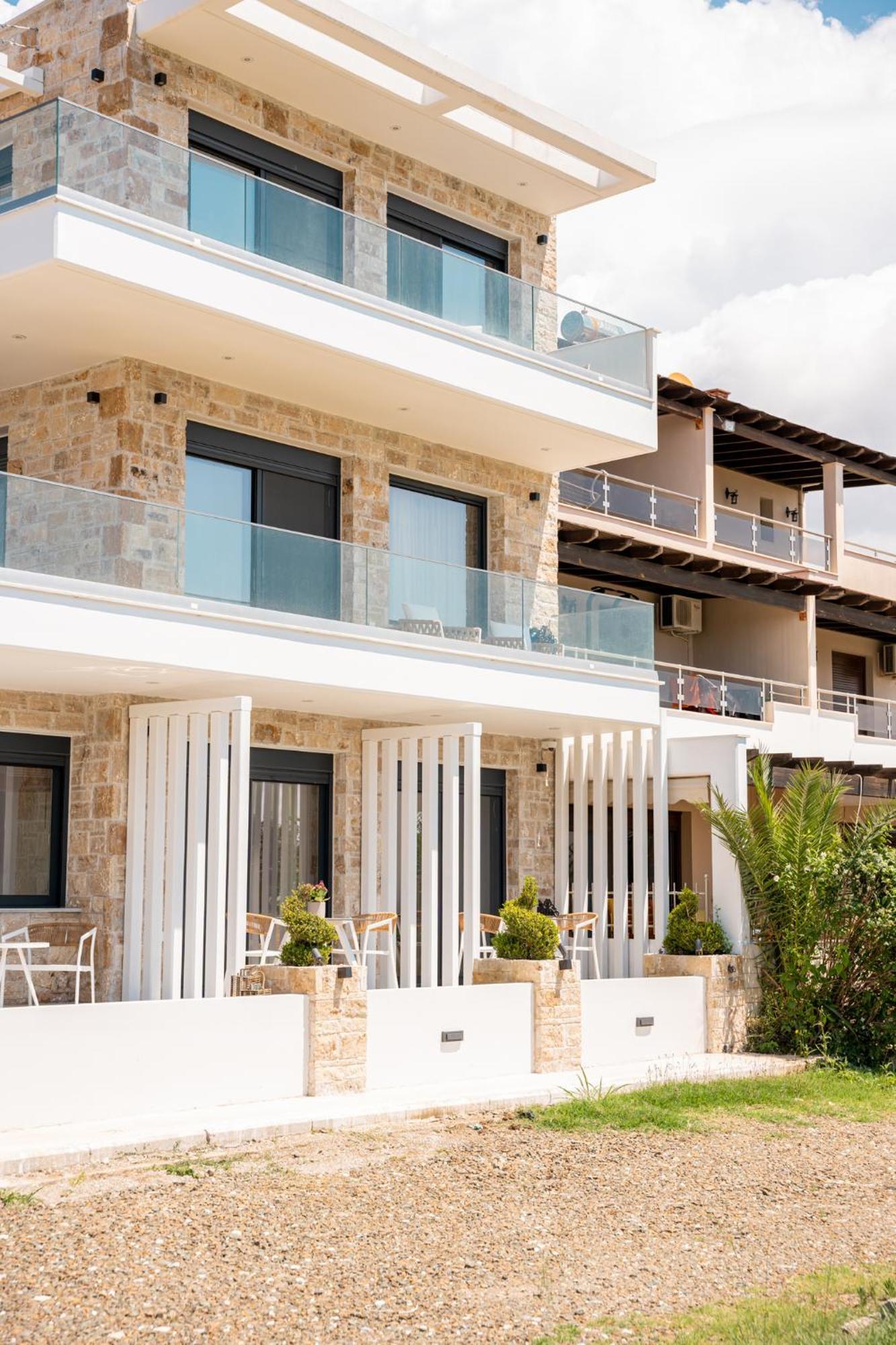 Irista By Golden Host Appartamento Nea Moudania
